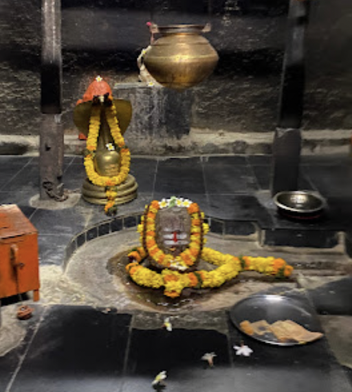 https://sannidhi.net/wp-content/uploads/2023/12/pataleshwar_mahadev1.png?utm_source=chatgpt.com